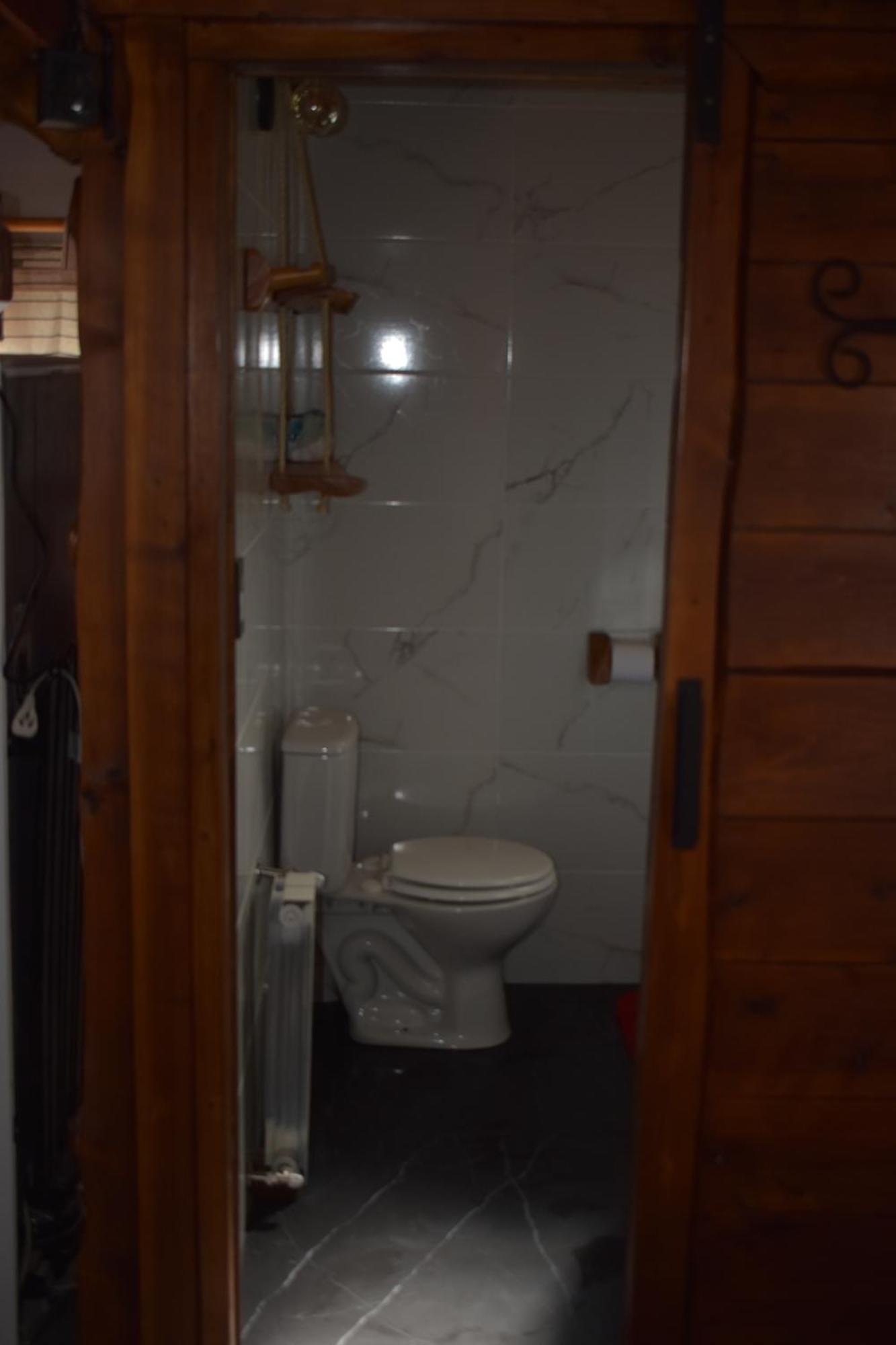 Cabana La Marilena, Para 2 Huespedes Con Desayuno El Calafate Exterior photo